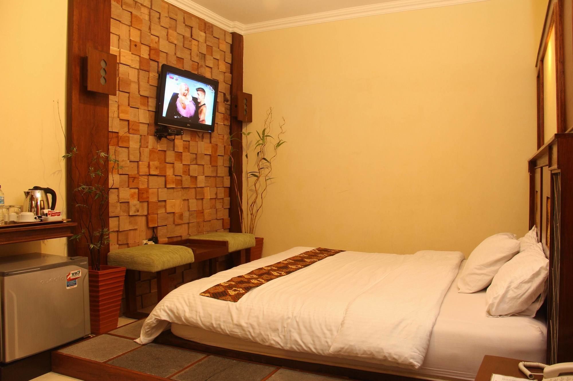 Sagan Huis Hotel Yogyakarta Exterior foto