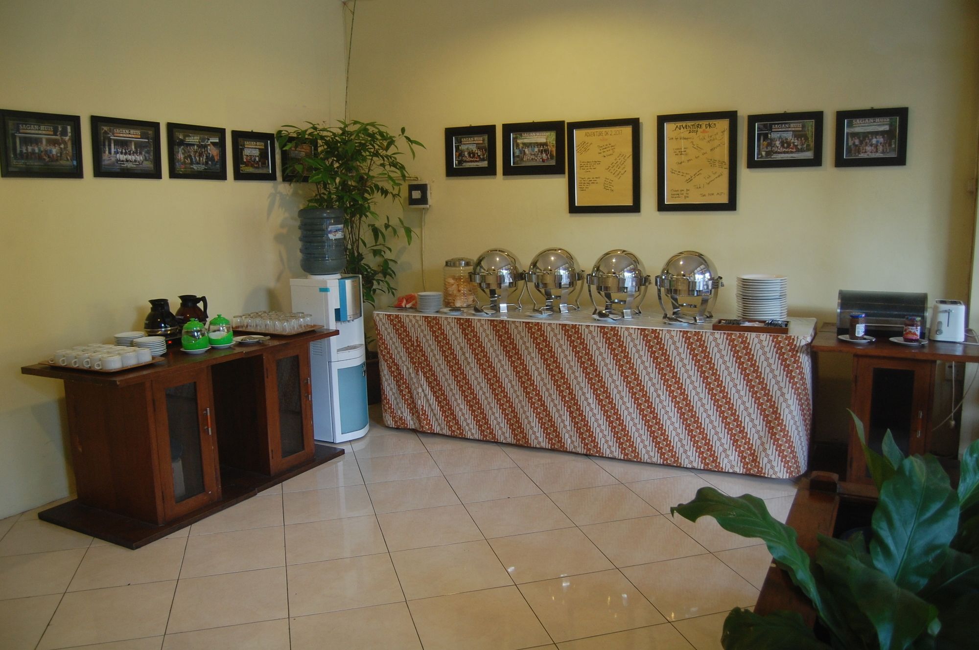 Sagan Huis Hotel Yogyakarta Exterior foto
