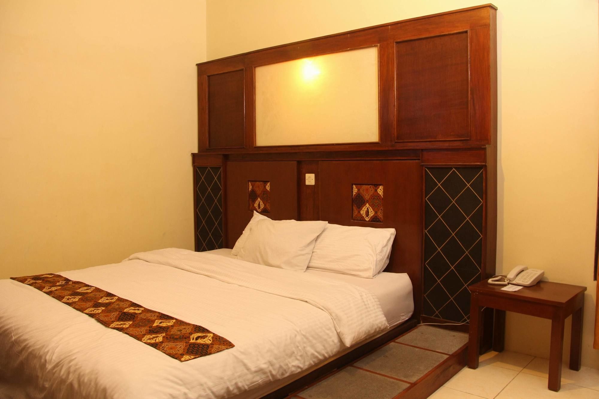 Sagan Huis Hotel Yogyakarta Exterior foto