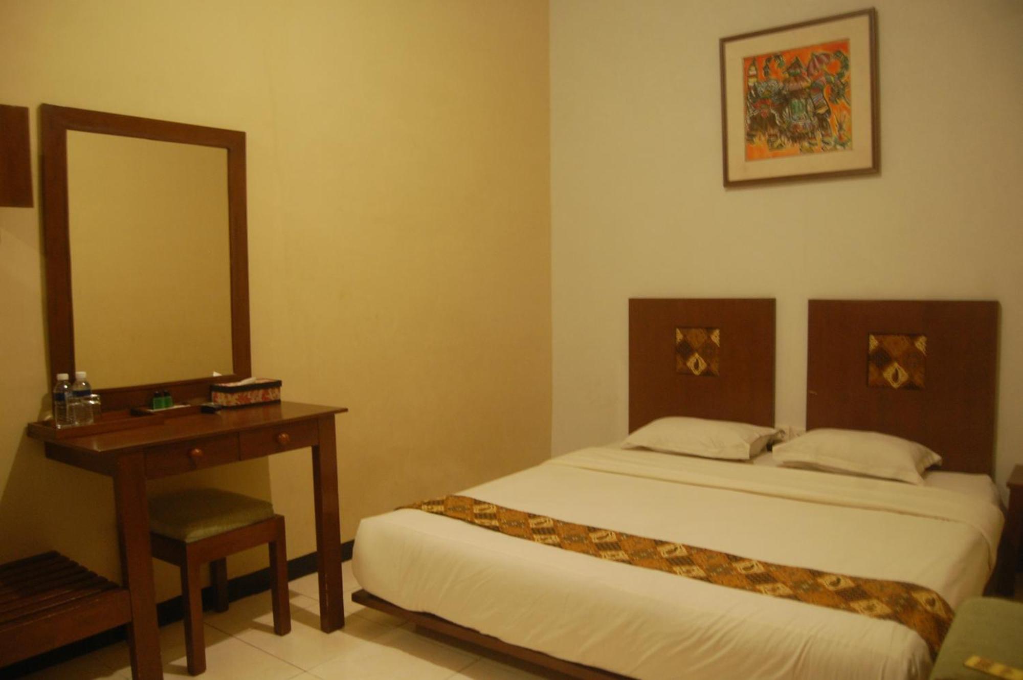Sagan Huis Hotel Yogyakarta Exterior foto